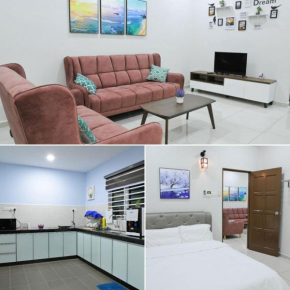 Homestay Comfort House at Melaka Bukit Baru